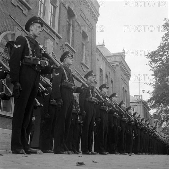 September 21, 1947 - Dutch Military - Installation nobility breasts