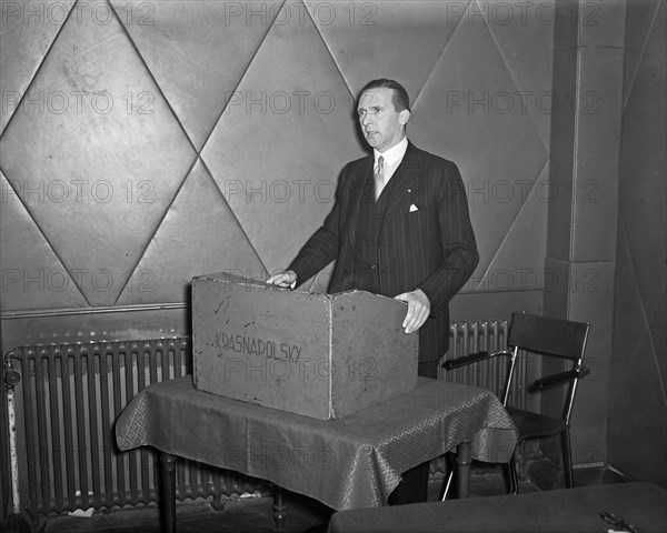 October 3, 1947 - Annual meeting General Dutch Association Krasnapolsky Amsterdam / Queen's Commissioner in Friesland Linthorst Homan