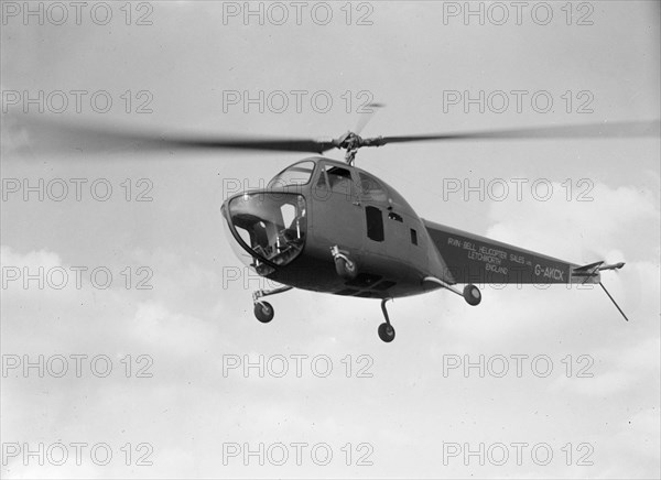 1940s Helicopters - Bell Helicopter in flight ca. 1947