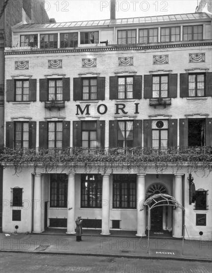 1930s New York City - Mori's Restaurant, 144 Bleecker Street, Manhattan ca. 1935