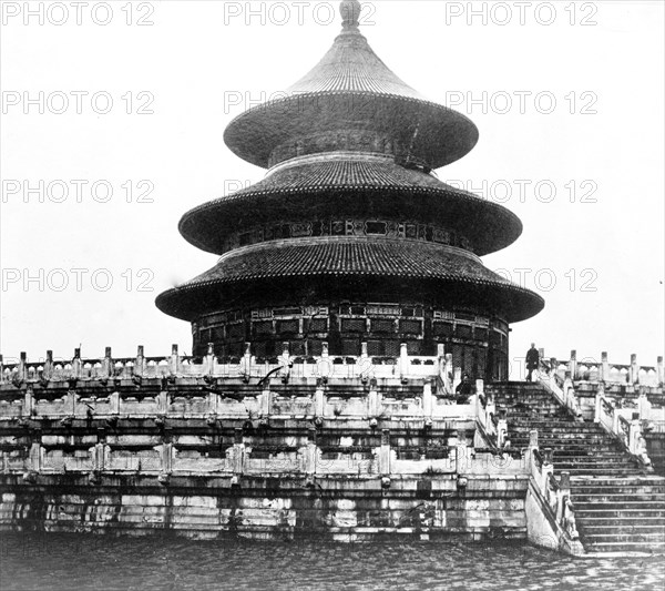 Temple of Heaven, Peking, China] 1880-1923