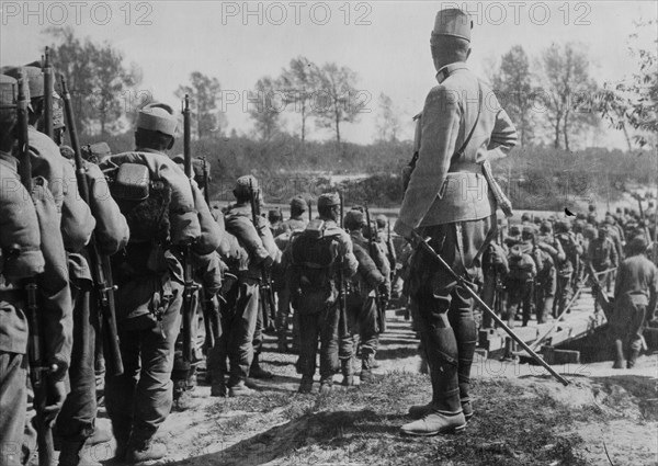 Austrian soldiers probably crossing the Wislok River in Galicia (Poland) during World War I ca. 1914-1915