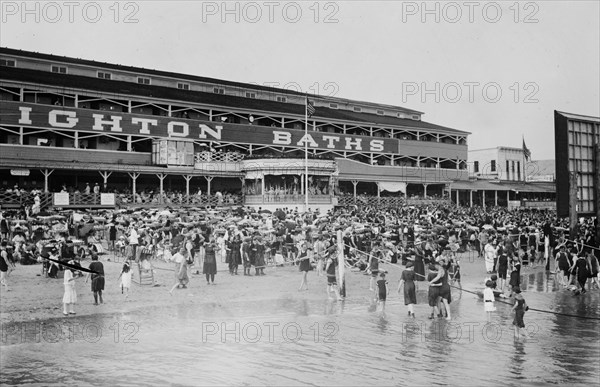 Bathing at Brighton Beach, Brighton Baths in the background ca. 1910-1915