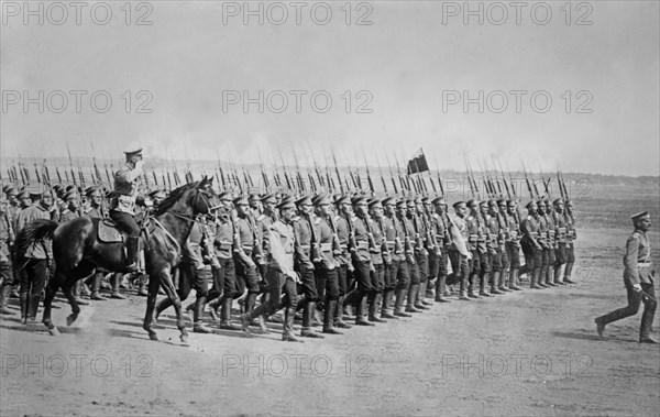 Russian infantry soldiers during World War I ca. 1914-1915