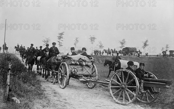 Belgian soldiers going to the front during World War I ca. 1914-1915