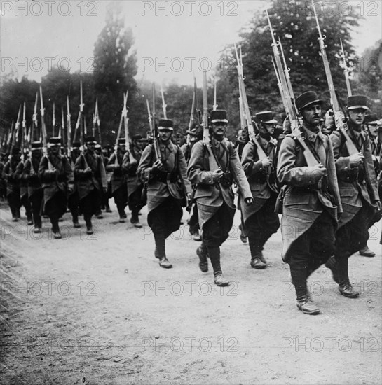 French troops in their new uniforms ca. 1910-1915