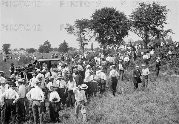 General David Edgar Sickles and Mrs. Wilmerding in an automobile at the Gettysburg Reunion (the Great Reunion) of July 1913