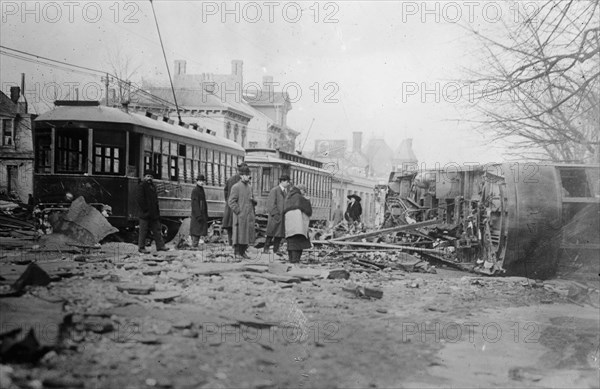 Streetcar capsized by flood during the Great Flood of Dayton in 1913