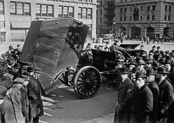 Auto Street Cleaner ca. 1910-1915