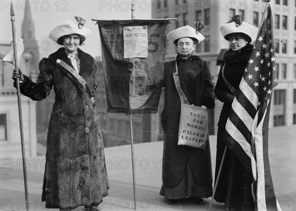 Mrs. J. Hardy Stubbs, Miss Ida Craft, Miss Rosalie Jones ca. 1910-1915