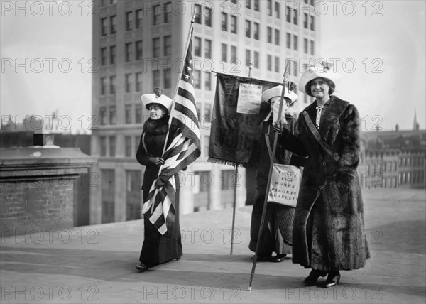 Suffragettes with flag ca. 1910-1915