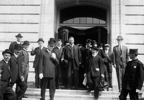 Former President Theodore Roosevelt leaving the Capitol ca. October 1912