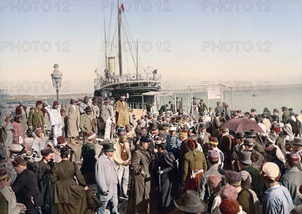 Disembarking from a ship, Algiers, Algeria ca. 1899
