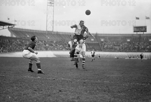 September 27, 1947 - Historical Soccer Match - Blauw Wit against Feijenoord 1-5 / Game moment for Blauw Wit goal