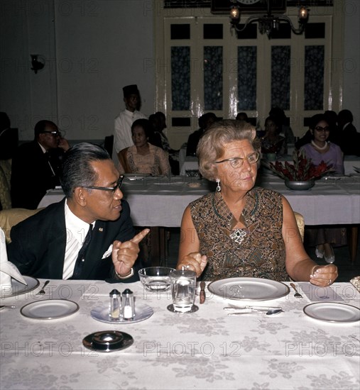 1971 - Queen Juliana having lunch in Yogyakarta - Location: Indonesia, Yogyakarta