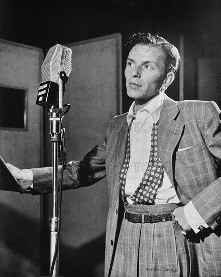 Portrait of Frank Sinatra, Liederkrantz Hall, New York, N.Y., ca. 1947