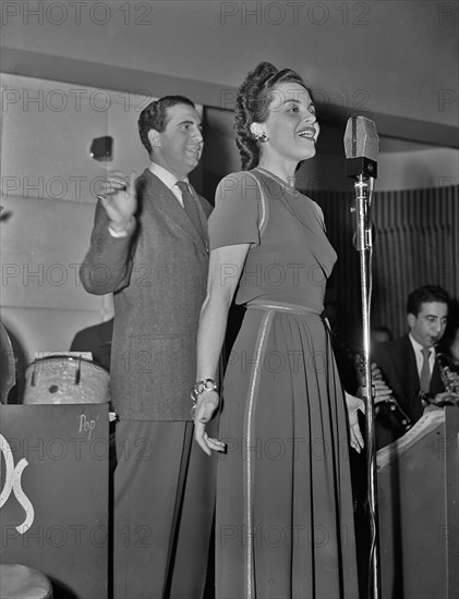 Portrait of Gracie Barry and Dick Stabile, New York, N.Y., between 1946 and 1948