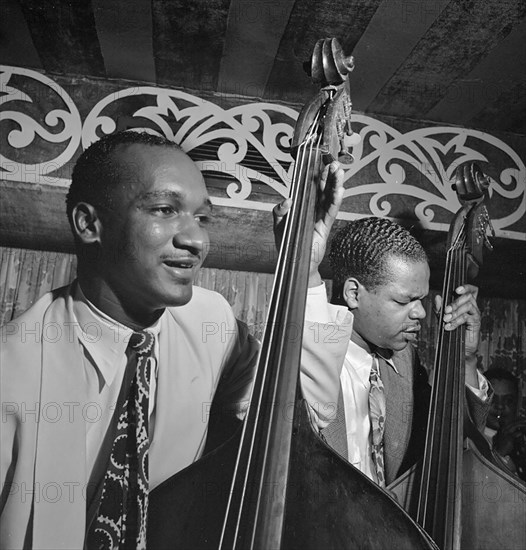 Portrait of Oscar Pettiford and Junior Raglin, Aquarium, New York, N.Y., ca. Nov. 1946