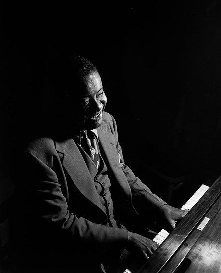 Jazz pianist Art Tatum, ca. May 1946