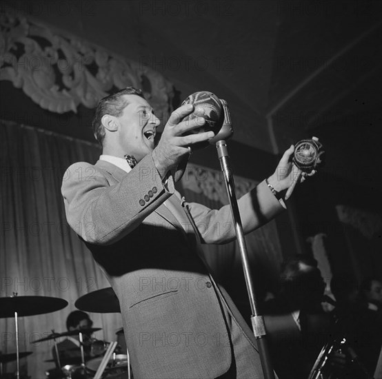 Portrait of Ray McKinley and Paul Kashian, Hotel Commodore, Century Room, New York, N.Y., ca. Jan. 1947