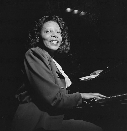 Portrait of Mary Lou Williams, CBS studio, New York, N.Y., ca. Apr. 1947