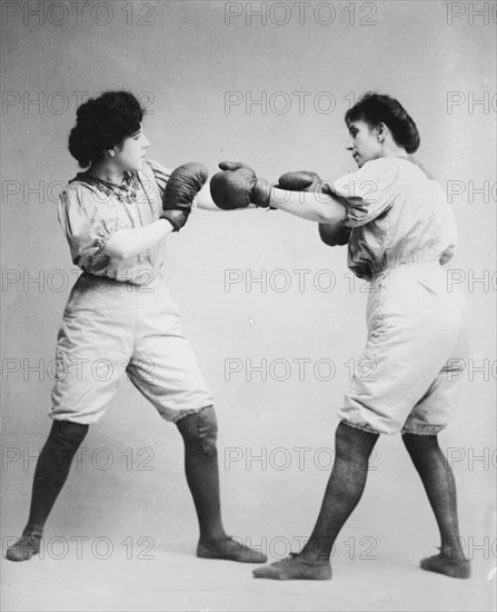The Boxing Bennett Sisters ca. 1910-1915