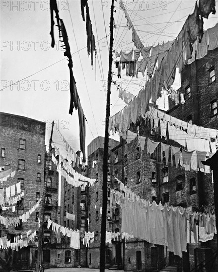 1930s New York City - Court of first model tenement house in New York, 72nd Street and First Avenue, Manhattan ca. 1936