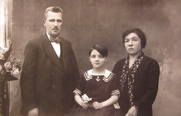 Moise Poggetto family: Moise, Natalina and Ines ca. 1930