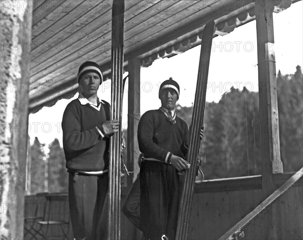 Skiing competition for the Polish Championship in Wisla. Skiers Stanislaw Marusarz and Bronislaw Czech. 1931