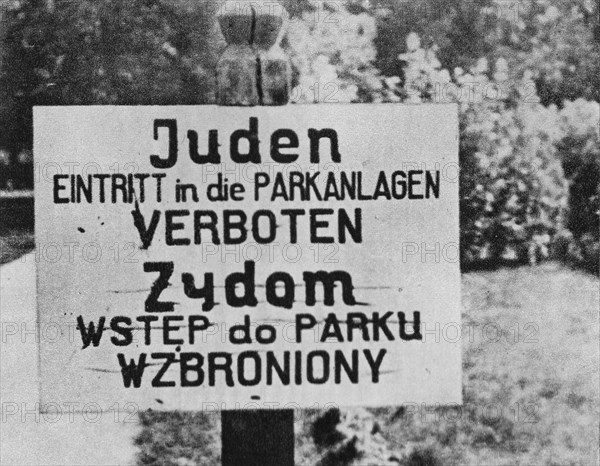 A plaque in a Krakow Poland park forbidding Jews to enter ca. October 1939