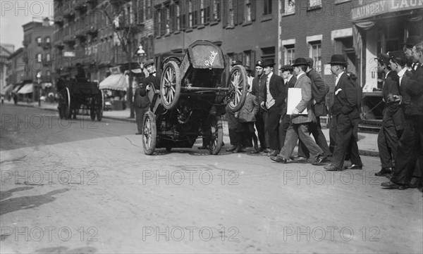 Date: 1910-1915 - Roy Repp - Buick