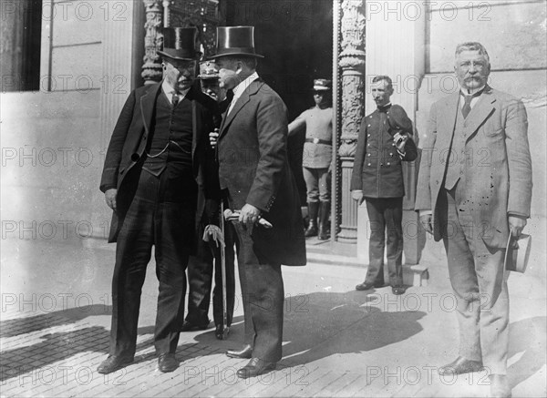 Date: 1913 - Roosevelt & Minister Morgan, Rio Janeiro