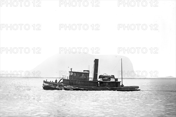 Ice in North River ca. February 1914