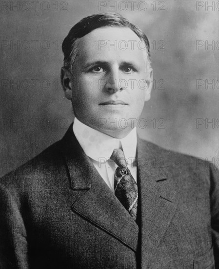 Date: 1910-1915 - Elliot Goodwin