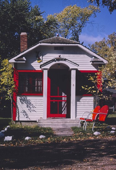 1980s United States - Fairyland Cottages one cabin W. Lake Lane; Detroit Lakes Minnesota ca. 1980