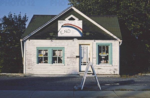 1980s America - The Rainbows End Crafts, Bedford, Pennsylvania 1984