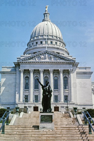 2000s United States -  State Capitol, Madison, Wisconsin 2008