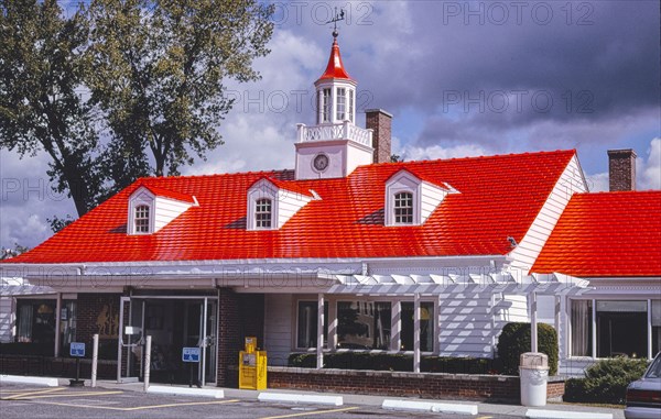 1990s America -   Howard Johnson's, Williamstown, Massachusetts 1995