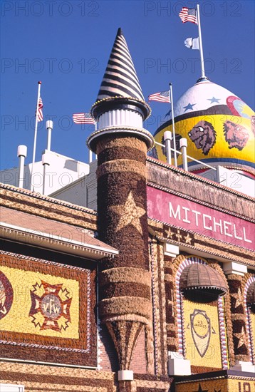 1980s America -   Corn Palace, Mitchell, South Dakota 1987