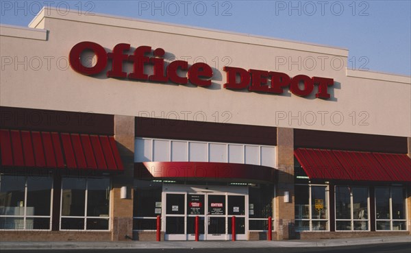 2000s America -  Office Depot, Denver, Colorado 2004