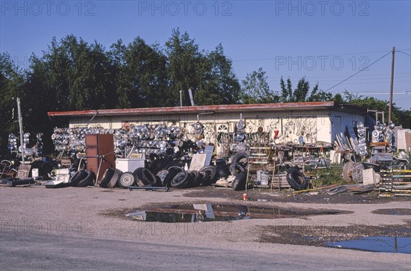 1980s America -  Yellow Front Salvage, 1209 North Loop, Waco, Texas 1982