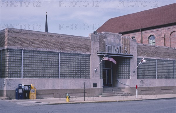 2000s America -  The Daily Times, Jefferson Street, Ottawa, Illinois 2003