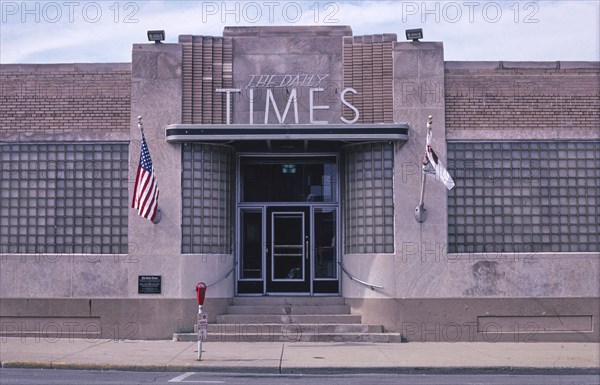 2000s America -  The Daily Times, Jefferson Street, Ottawa, Illinois 2003
