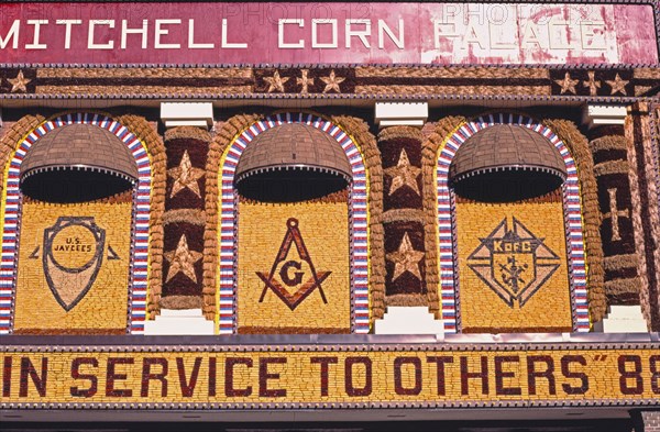 1980s America -   Corn Palace, Mitchell, South Dakota 1987
