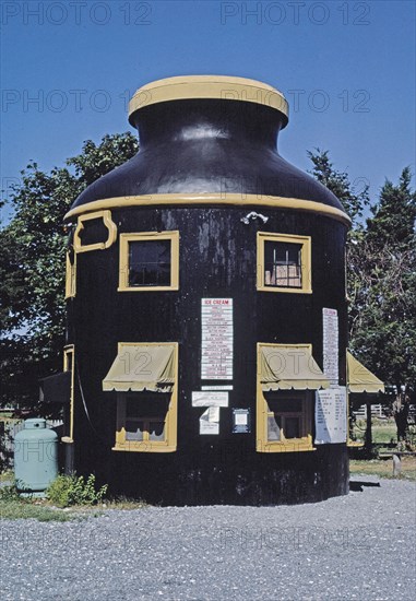 1980s America - Salvatore's Drive-in, South Dartmouth, Massachusetts 1984