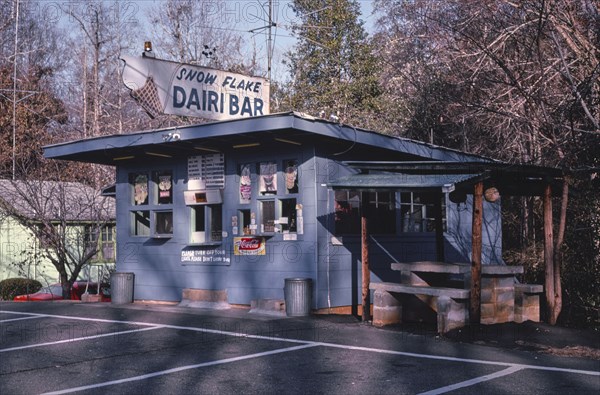 1980s America -  Snow Flake Dairi Bar, Tallahassee, Alabama 1984