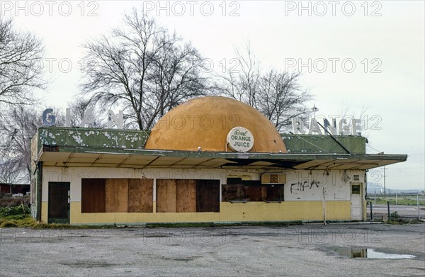1970s America - Giant orange, Banta, California 1977