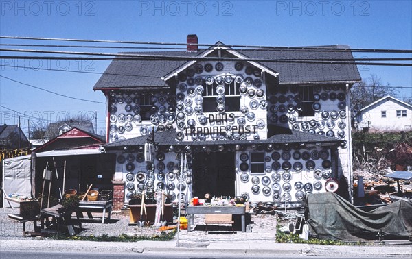 1980s America - Don's Trading Post, Route 11, Christiansburg, Virginia 1982