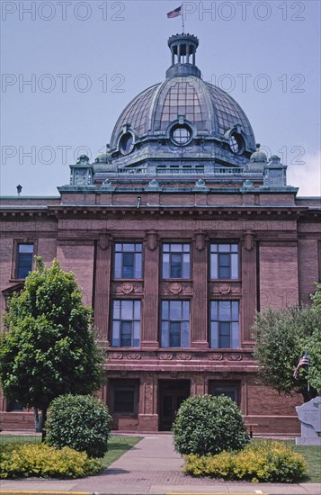 2000s United States -  Grant County Courthouse, angle 2, Lancaster, Wisconsin 2003