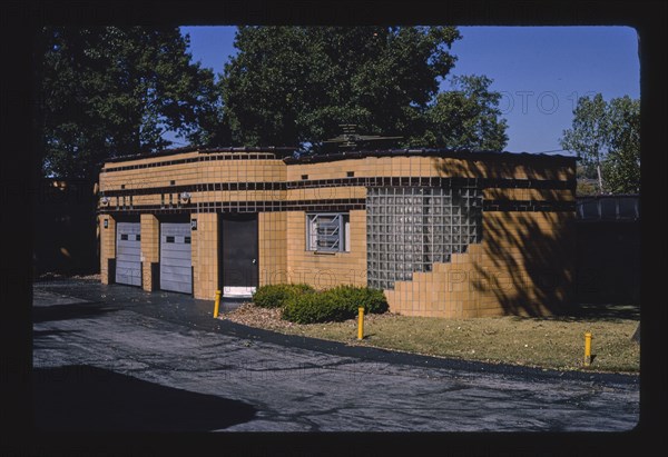 1980s United States -  Coral Court Motel, Marlborough, Missouri 1988